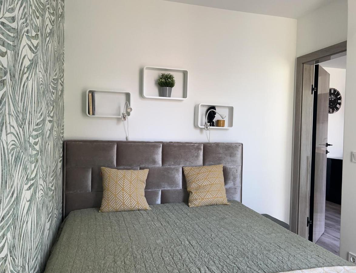 Villa Bauhaus Wellness Apartman 202 ชิโอฟก ภายนอก รูปภาพ