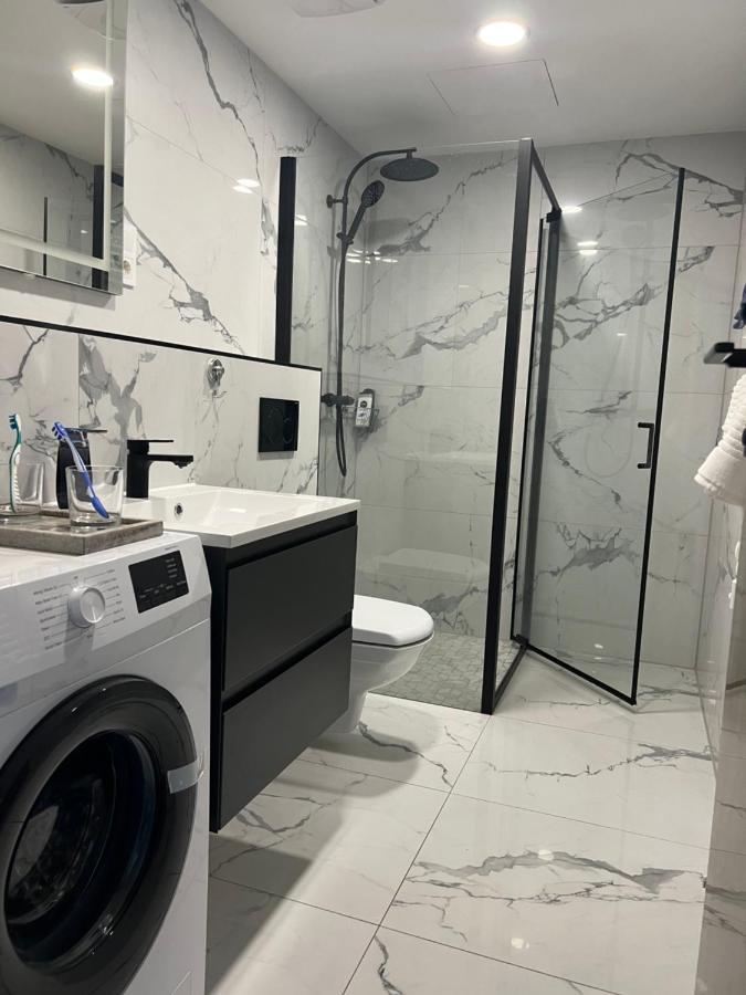 Villa Bauhaus Wellness Apartman 202 ชิโอฟก ภายนอก รูปภาพ