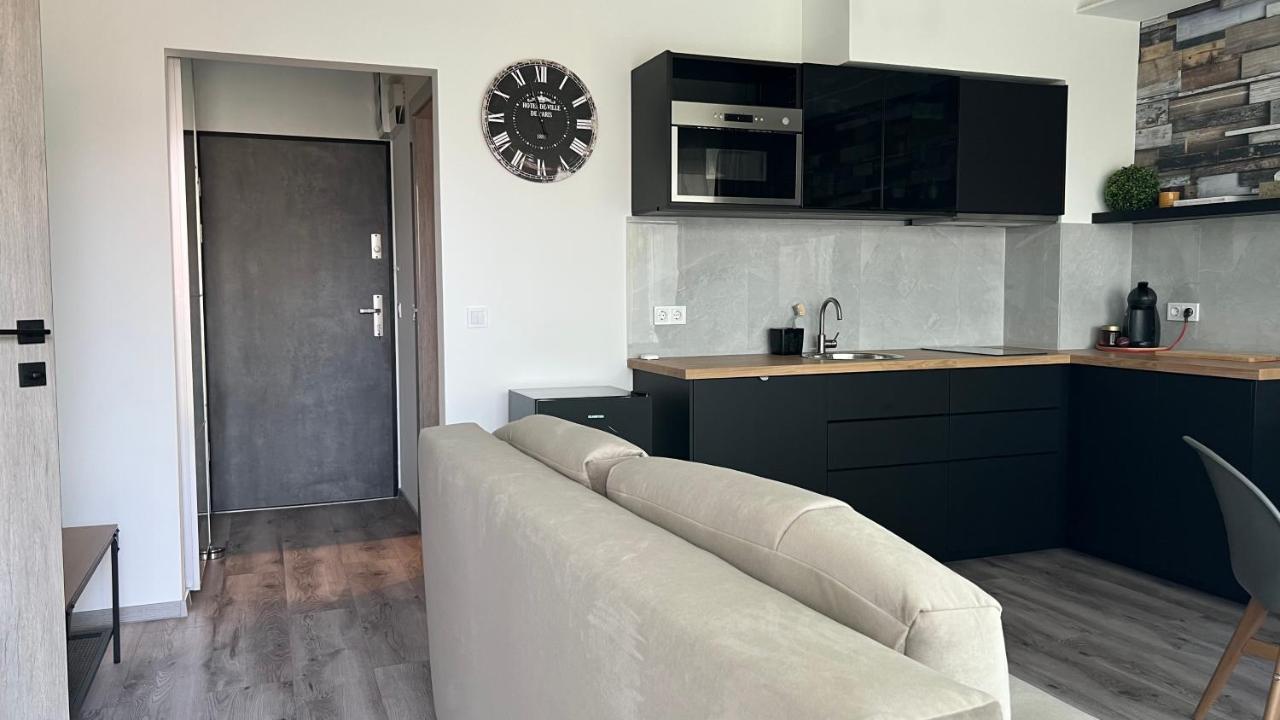 Villa Bauhaus Wellness Apartman 202 ชิโอฟก ภายนอก รูปภาพ