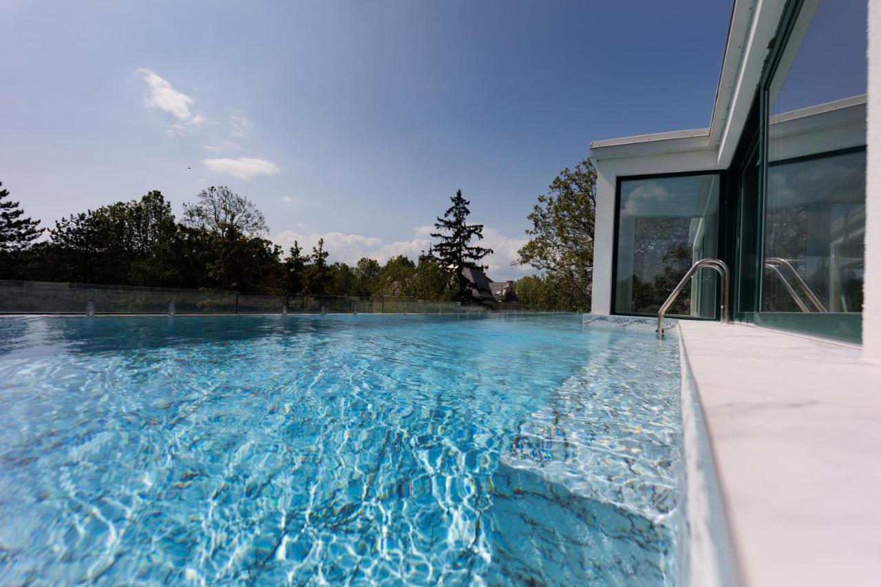 Villa Bauhaus Wellness Apartman 202 ชิโอฟก ภายนอก รูปภาพ